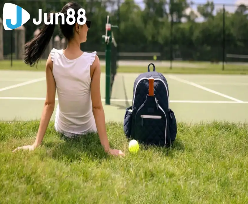 Một chiếc balo tốt giúp sắp xếp gọn gàng và nâng tầm phong cách thi đấu Một chiếc balo tốt giúp sắp xếp gọn gàng và nâng tầm phong cách thi đấu